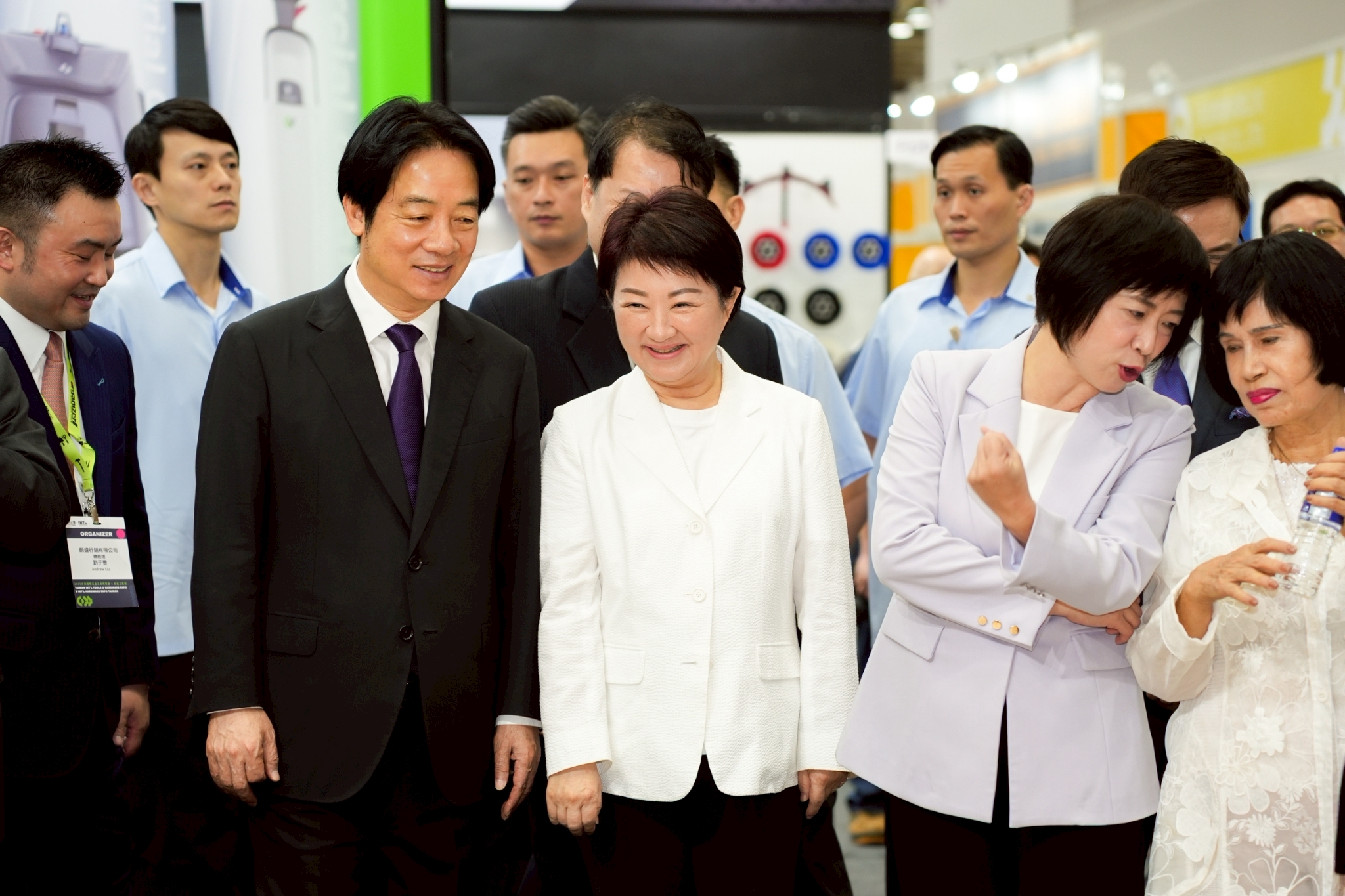 「臺中國際會展中心」啟動試營運 中部產業強心針還是短視政績工程？ | 索引新聞 INDEX News