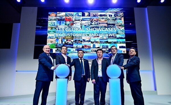 from left to right: Len De Villiers, Chief Technology and Information Officer of Eskom; Zhang Liangang, Chief Scientist of Shandong Port Group; Nicholas Ma, Corporate Vice President, President Global Gov. & Enterprise Key Accounts, Huawei; Dennis Uy, CEO and Co-Founder of Converge ICT; Dr. Juan Abarca Cidón, President of HM Hospitales; and Su Yila, Deputy Director of PetroChina (Beijing) Digital Intelligent Research Institute Co., Ltd, CNPC
