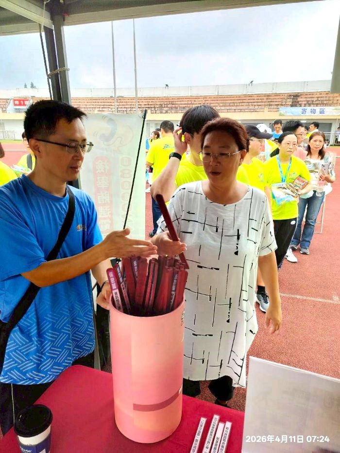 《圖說》宜蘭縣文化局設攤宣導，以活潑多元方式向民眾傳遞正確觀念。〈文化局提供〉