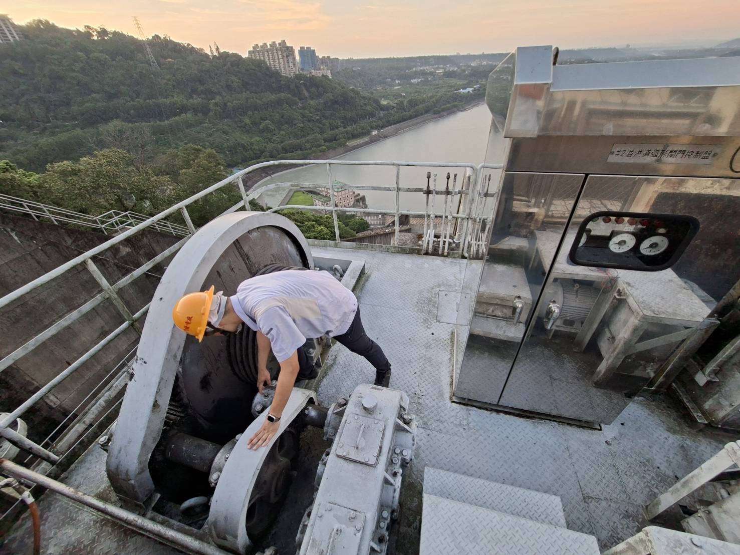 黃世杰出席農水署活動遭質疑喊「勿政治化」彭康傑批別顛倒是非 S 3580272 0