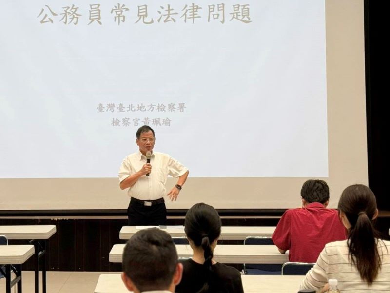 《圖說》消防局長陳崇岳勉勵同仁深化廉政法治觀念,攜手打造廉能透明的公務環境。〈消防局提供〉